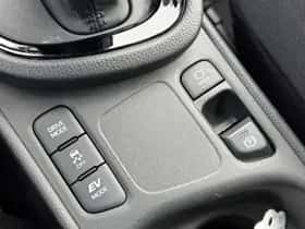 Toyota Yaris Cross (2025) thumbnail 37