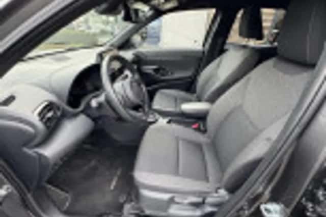Toyota Yaris Cross (2025) thumbnail 51