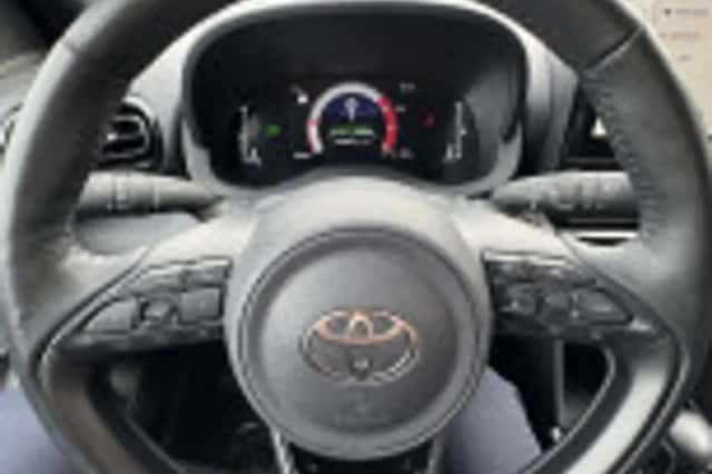 Toyota Yaris Cross (2025) thumbnail 58
