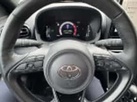Toyota Yaris Cross (2025) thumbnail 58