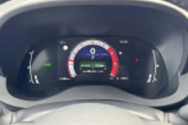 Toyota Yaris Cross (2025) thumbnail 63