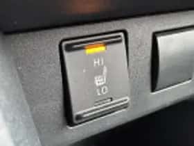Toyota Yaris Cross (2025) thumbnail 64