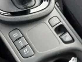Toyota Yaris Cross (2025) thumbnail 69