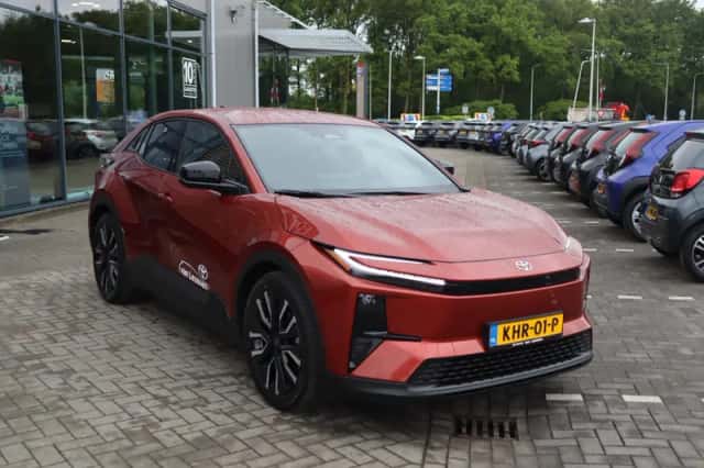 Toyota C hr (2026) thumbnail 15