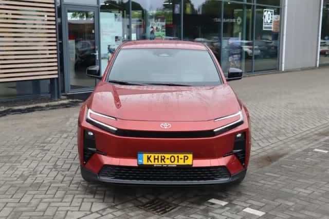 Toyota C hr (2026) thumbnail 16