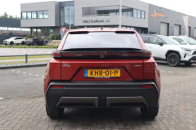 Toyota C hr (2026) thumbnail 4