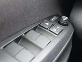 Toyota Yaris (2026) thumbnail 24