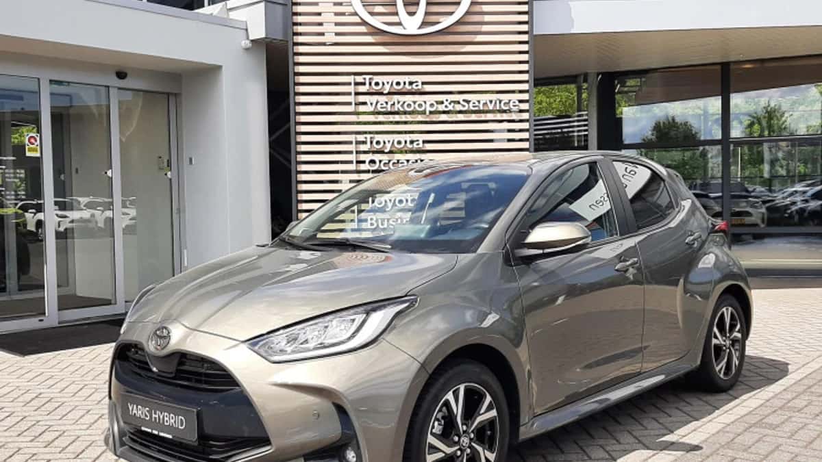 Toyota Yaris (2025) — foto 1