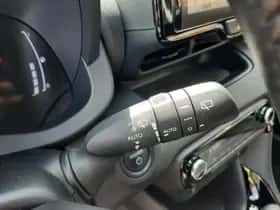 Toyota Yaris (2025) thumbnail 26