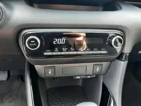Toyota Yaris (2025) thumbnail 29
