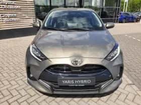 Toyota Yaris (2025) thumbnail 4