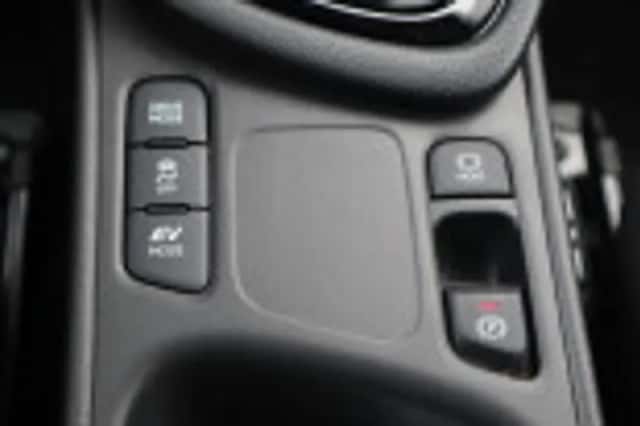 Toyota Yaris (2025) thumbnail 74