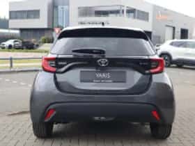 Toyota Yaris (2025) thumbnail 4