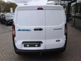 Ford E transit courier (2026) thumbnail 4