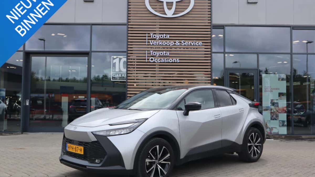 Toyota C hr (2025) — foto 1