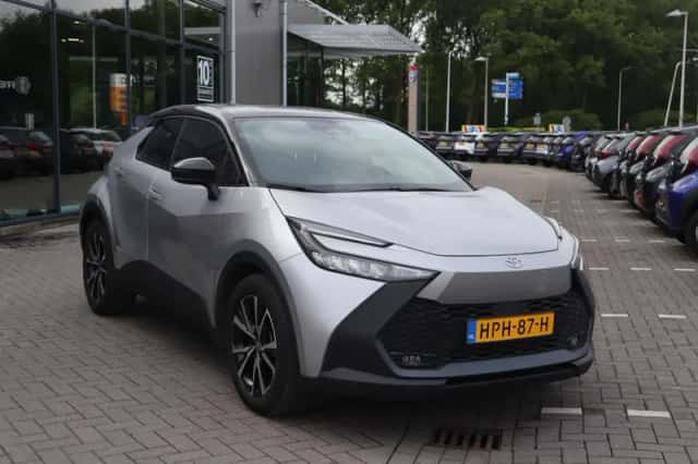 Toyota C hr (2025) thumbnail 14