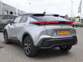 Toyota C hr (2025) thumbnail 3