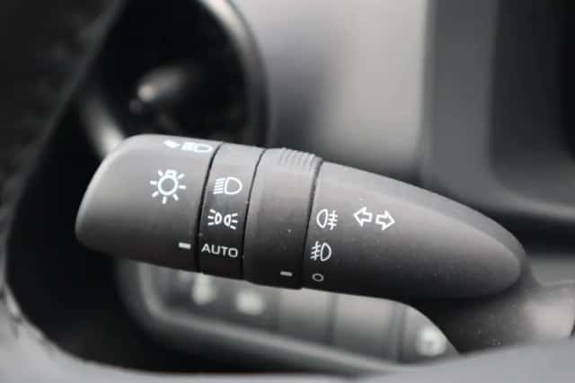 Toyota C hr (2025) thumbnail 32