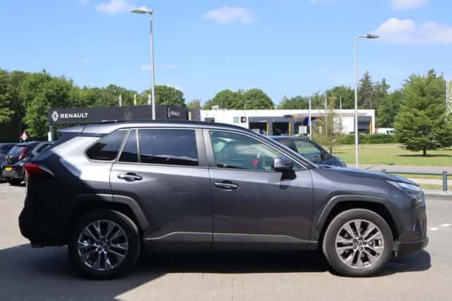 Toyota RAV4 (2024) thumbnail 14