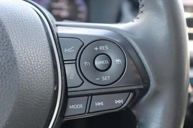 Toyota RAV4 (2024) thumbnail 32