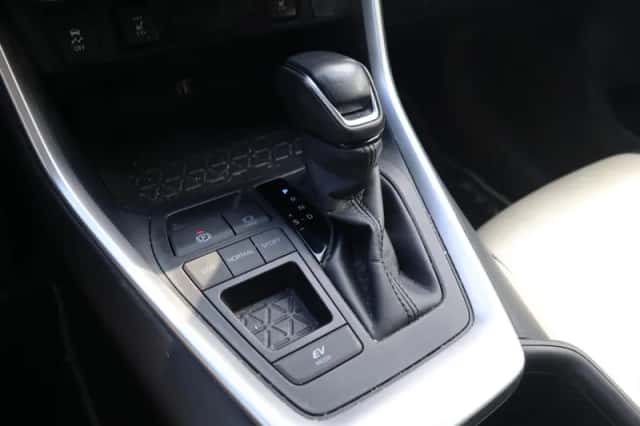Toyota RAV4 (2024) thumbnail 41