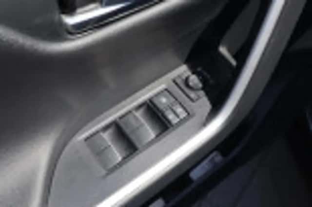 Toyota RAV4 (2024) thumbnail 64