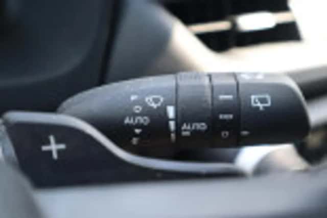 Toyota RAV4 (2024) thumbnail 72