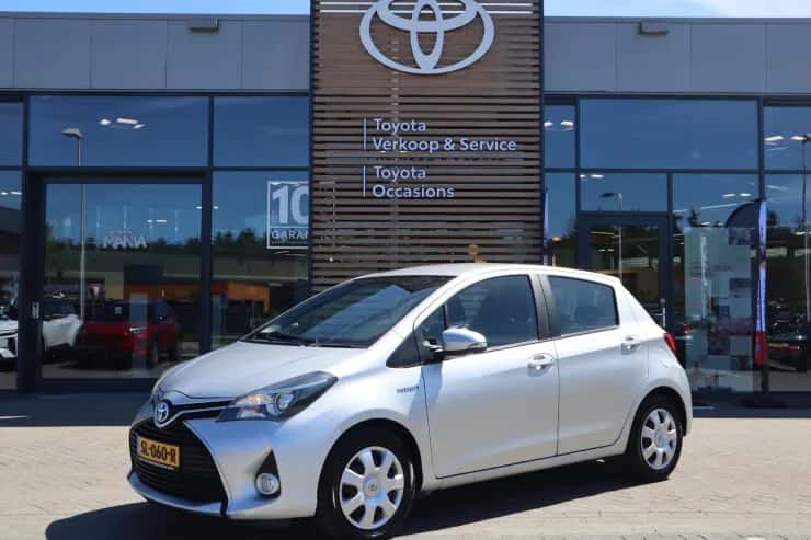 Toyota Yaris (2016) — foto 1
