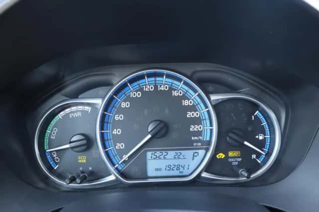 Toyota Yaris (2016) thumbnail 29