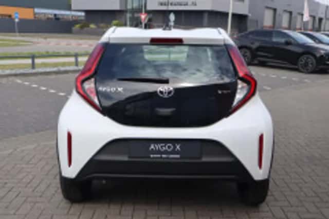 Toyota Aygo X (2026) thumbnail 4
