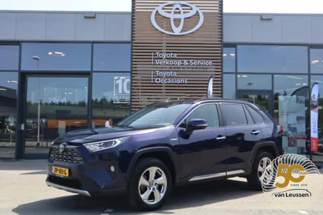 Toyota RAV4 (2019) thumbnail 1