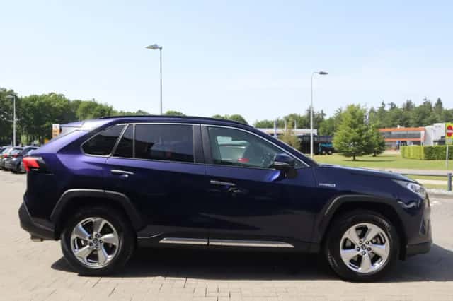 Toyota RAV4 (2019) thumbnail 13