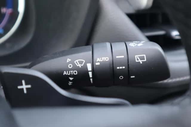 Toyota RAV4 (2019) thumbnail 30