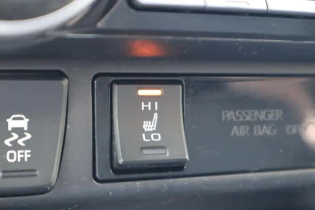 Toyota RAV4 (2019) thumbnail 33