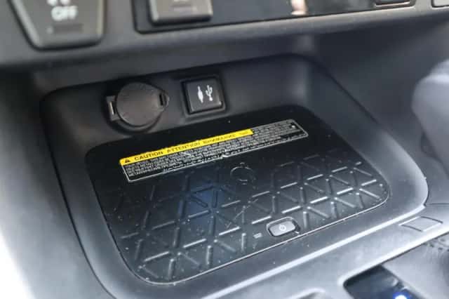 Toyota RAV4 (2019) thumbnail 34