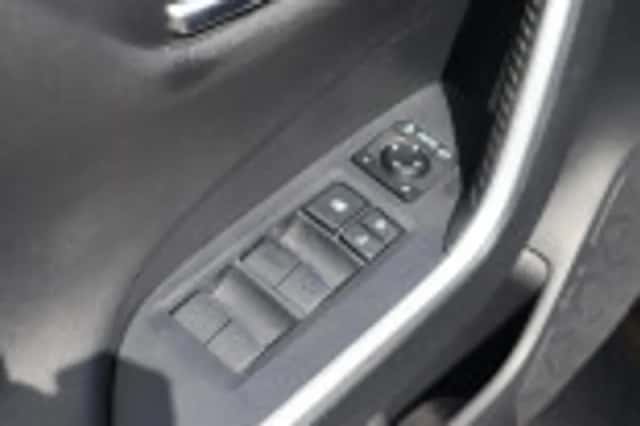 Toyota RAV4 (2019) thumbnail 60