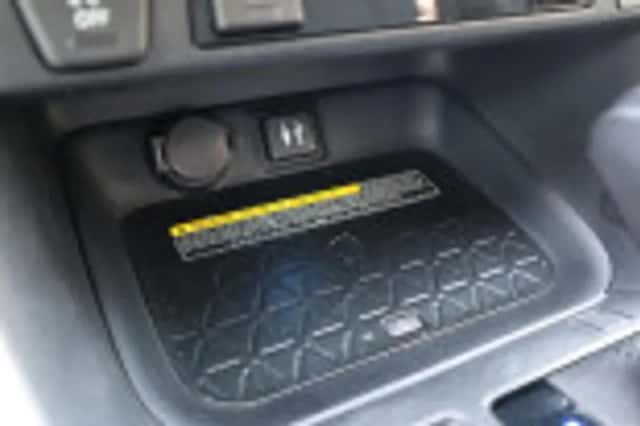 Toyota RAV4 (2019) thumbnail 70