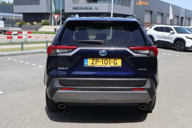 Toyota RAV4 (2019) thumbnail 10