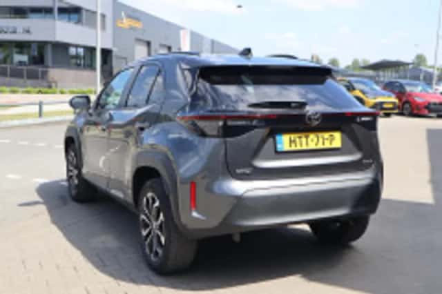 Toyota Yaris Cross (2025) thumbnail 3