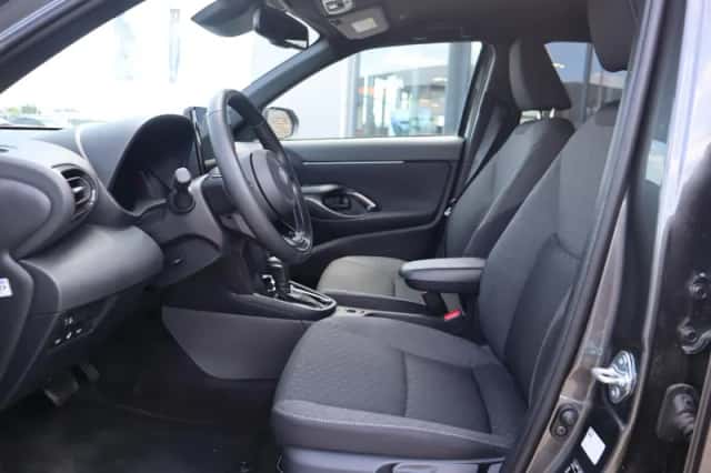 Toyota Yaris Cross (2025) thumbnail 22