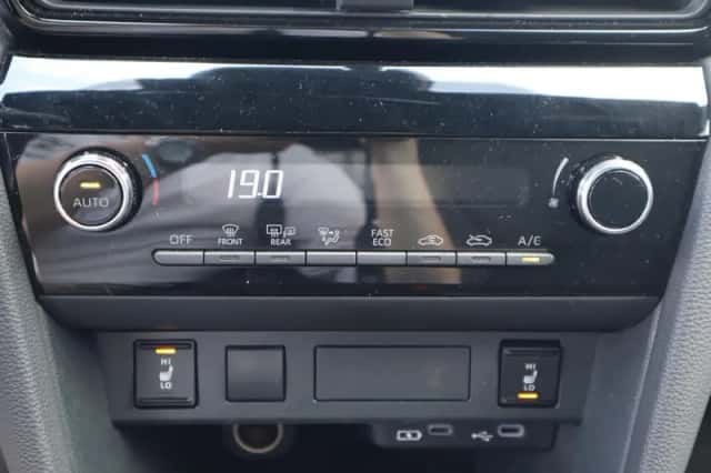 Toyota Yaris Cross (2025) thumbnail 36