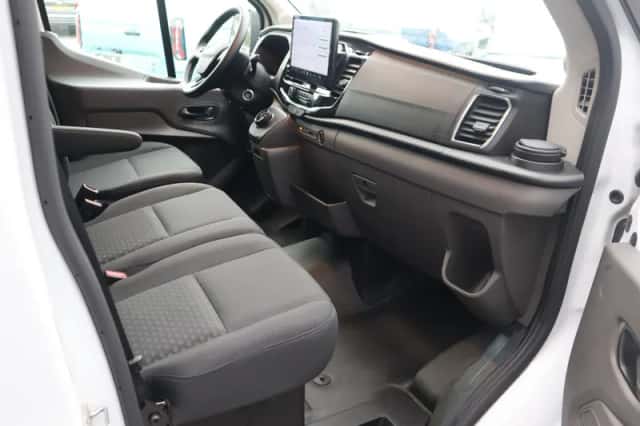 Ford E transit (2025) thumbnail 17