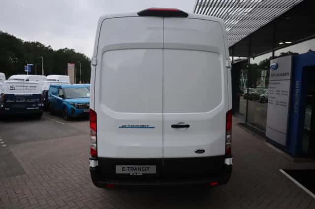 Ford E transit (2025) thumbnail 10