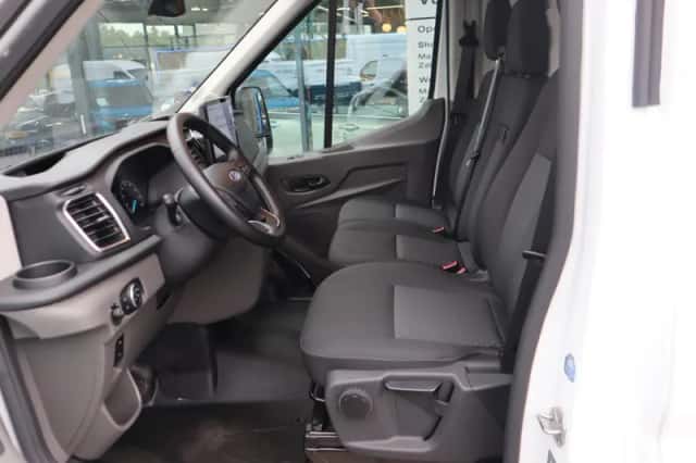 Ford E transit (2025) thumbnail 20