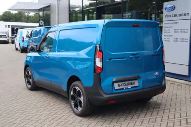 Ford E transit courier (2025) thumbnail 78