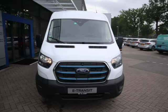 Ford E transit (2025) thumbnail 18