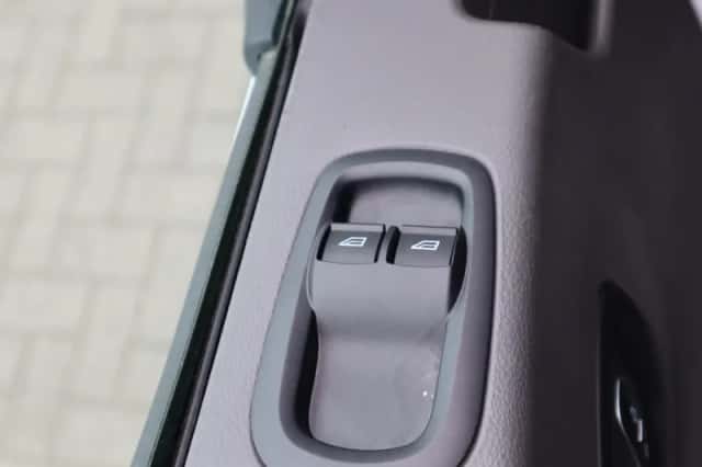 Ford E transit (2025) thumbnail 23