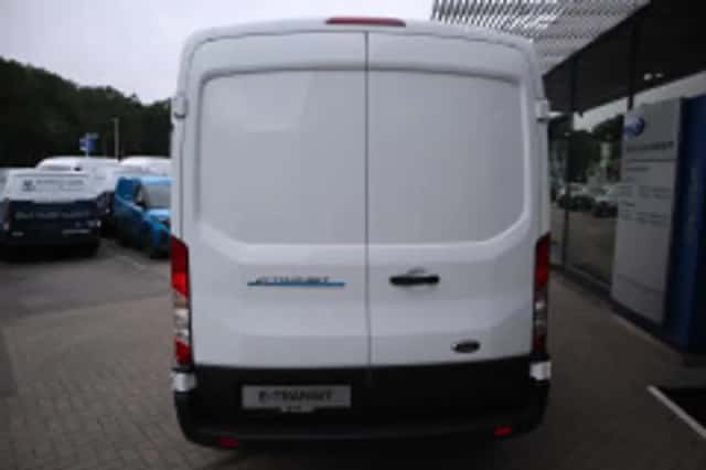 Ford E transit (2025) thumbnail 4
