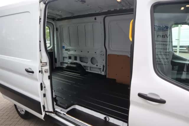 Ford E transit (2023) thumbnail 17