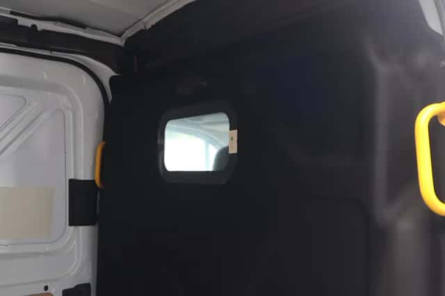 Ford E transit (2023) thumbnail 18